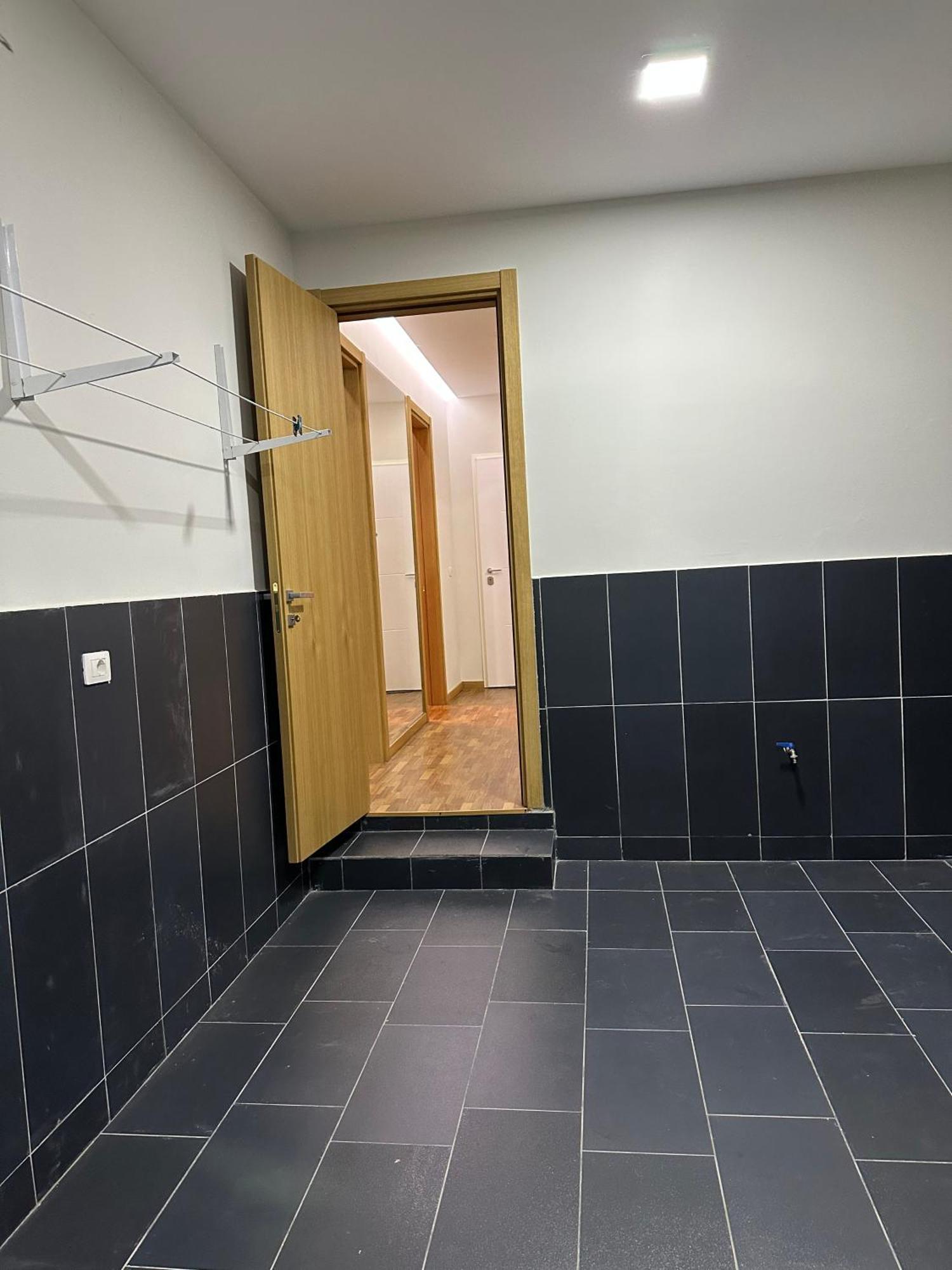 Dry Lake Apartment Tirana Bagian luar foto